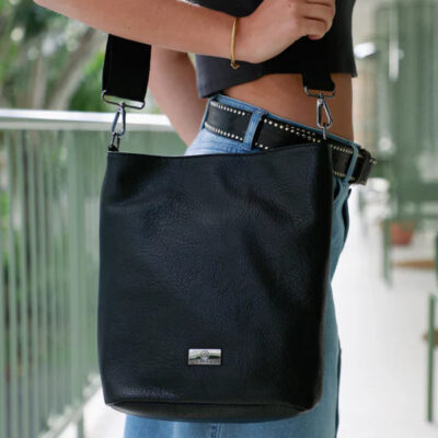 Volcom Strapped Pu Shoulder Bag